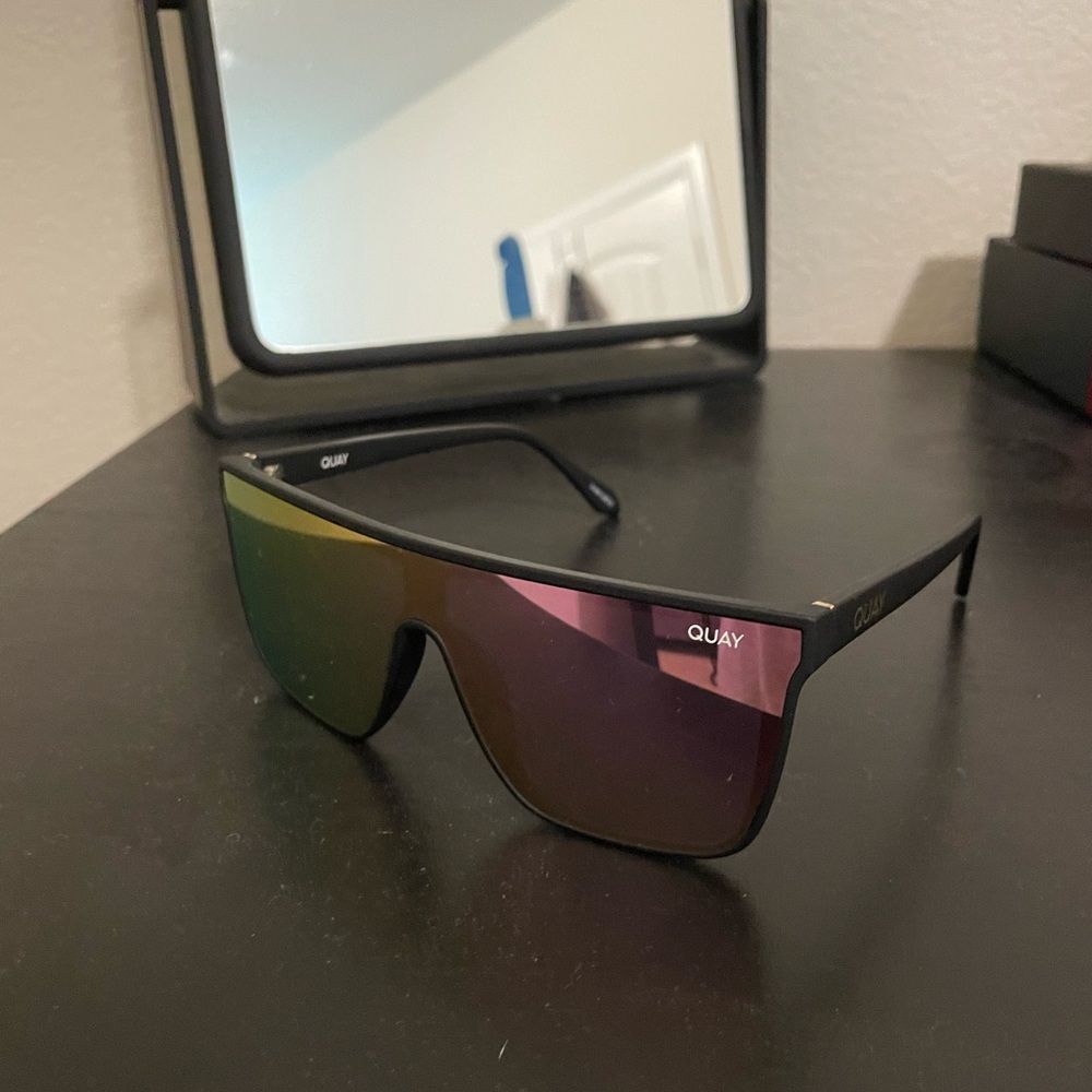 Quay nightfall sunglasses